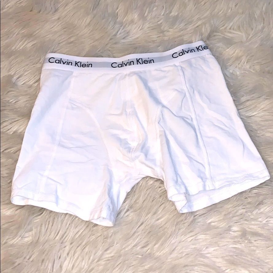 Pack x6 de Bóxers Calvin Klein + Medias Free